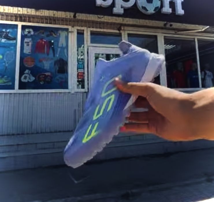 Продам сороконожки adidas f50