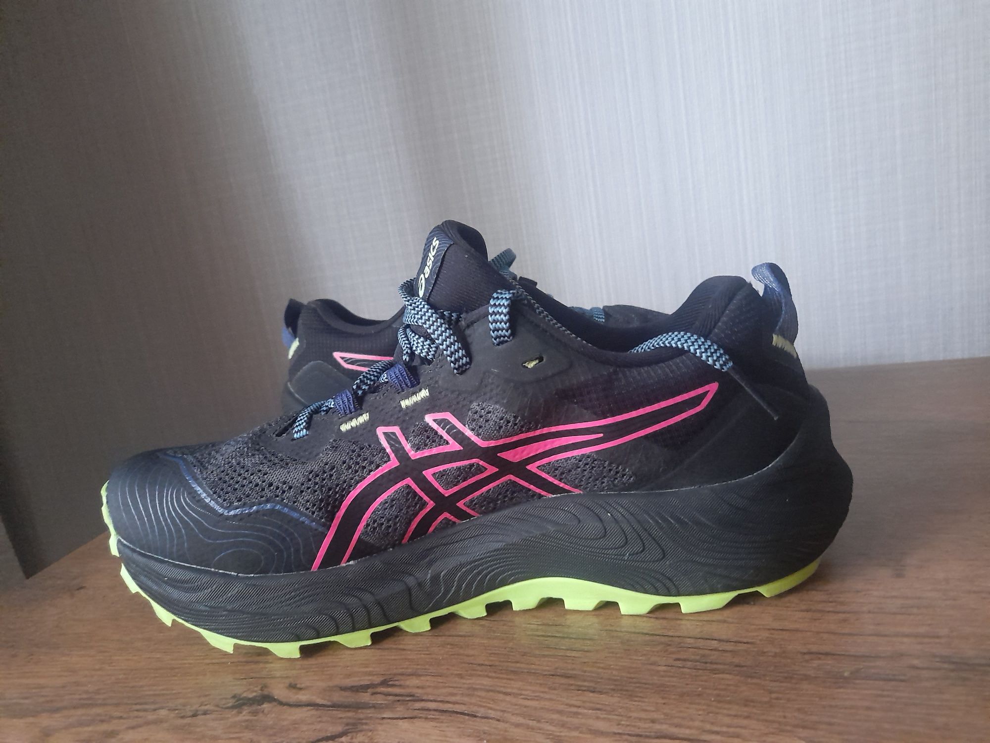 Asics gel Trabuco 11 GTX gore tex дамски маратонки 38- 39 номер.