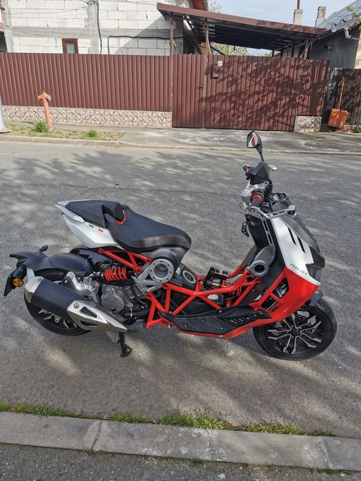 Scuter Italjet dragster 200