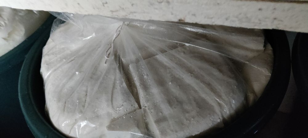 Vând brânză de oaie bio
