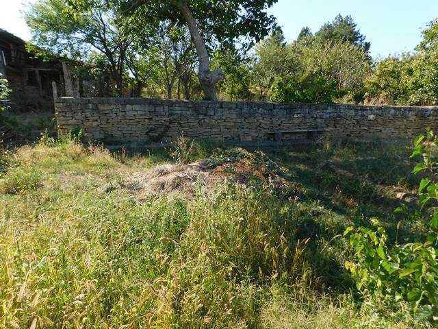 парцел в регулацията на село Момино