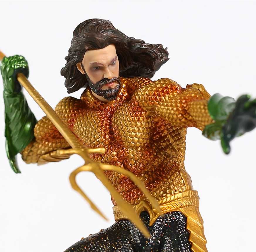 Figurina Aquaman DC Justice League 23 cm