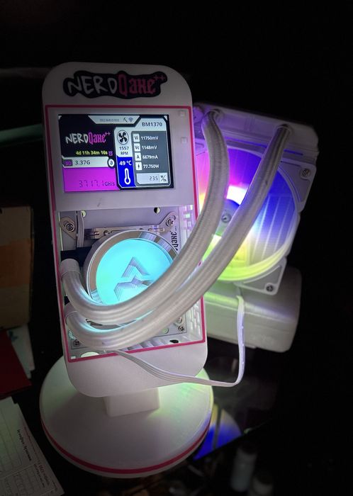 NerdQaxe++ Hydro 4.8TH/s Bitcoin lottery miner / BTC копачка - НОВО