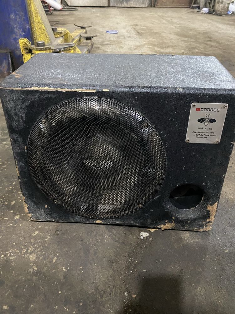 Продам сабвуфер goodbee hifi audio