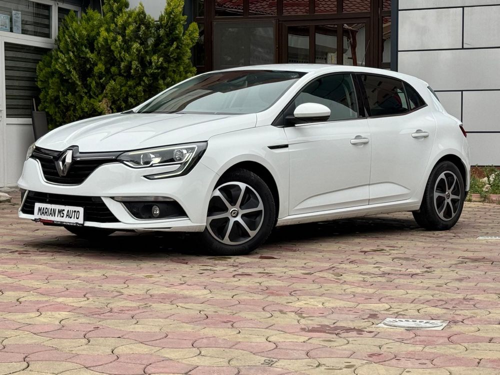 Renault Megane 1.5 dci rate doar cu buletinul