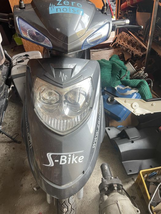 Vand scuter electric 62km