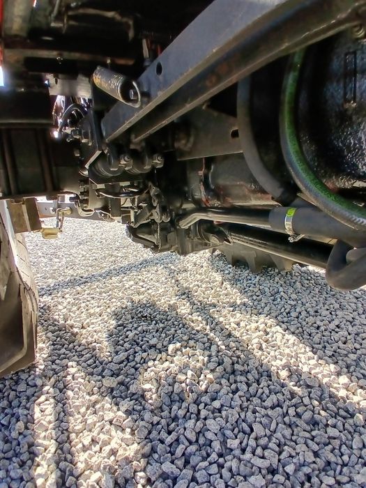 Vând tractor UTB. /Universal an 2003,