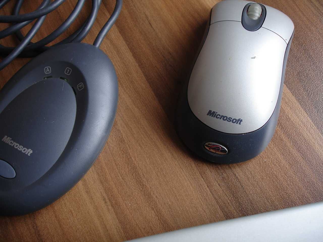MICROSOFT - Комплект безжична клавиатура, мишка и приемник