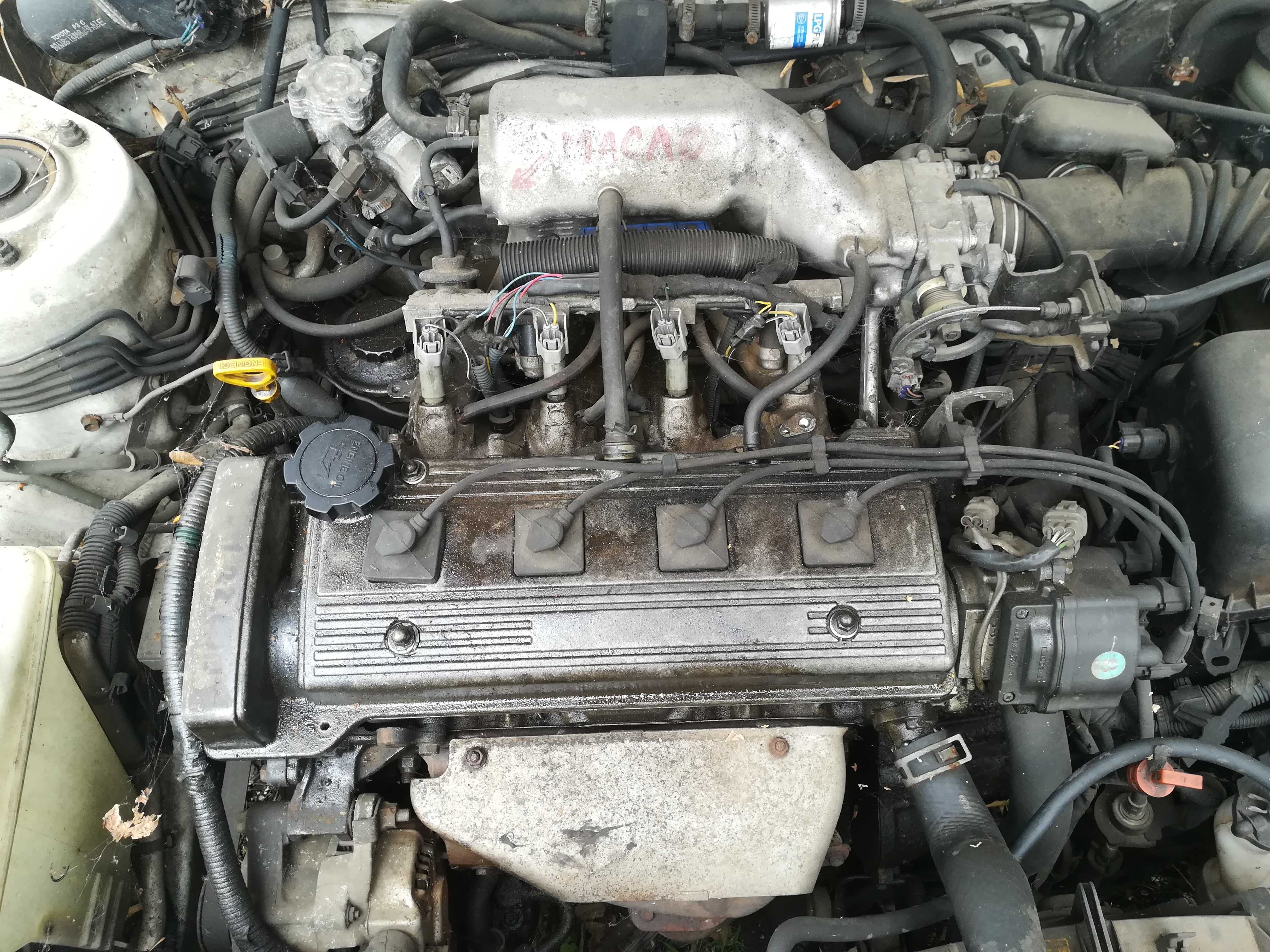 На части Toyota Corolla Тойота Корола седан 1.6 автоматик