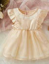 Детска рокля подходяща за дете с размер 74-80