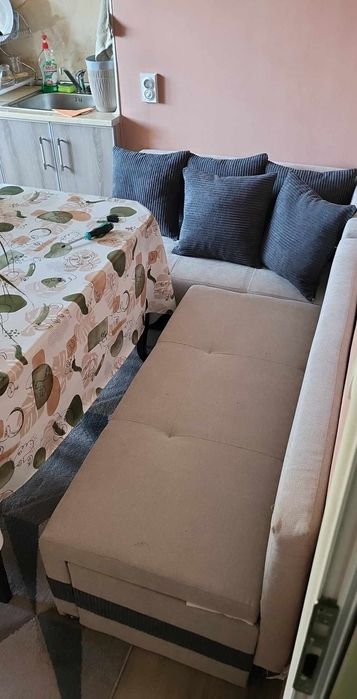 Продавам кухненски ъгъл