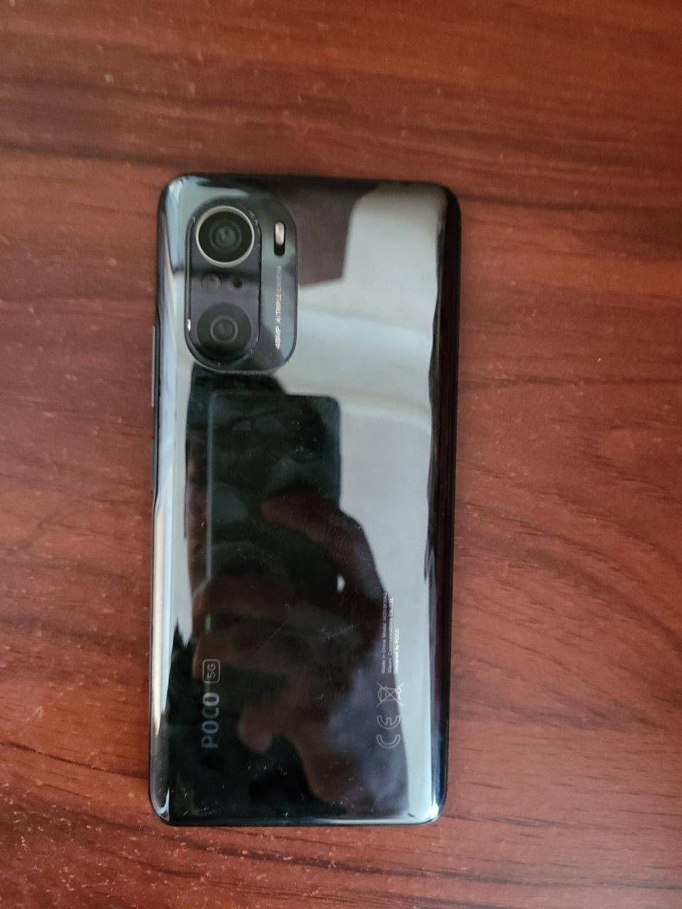 Poco F3     8/128