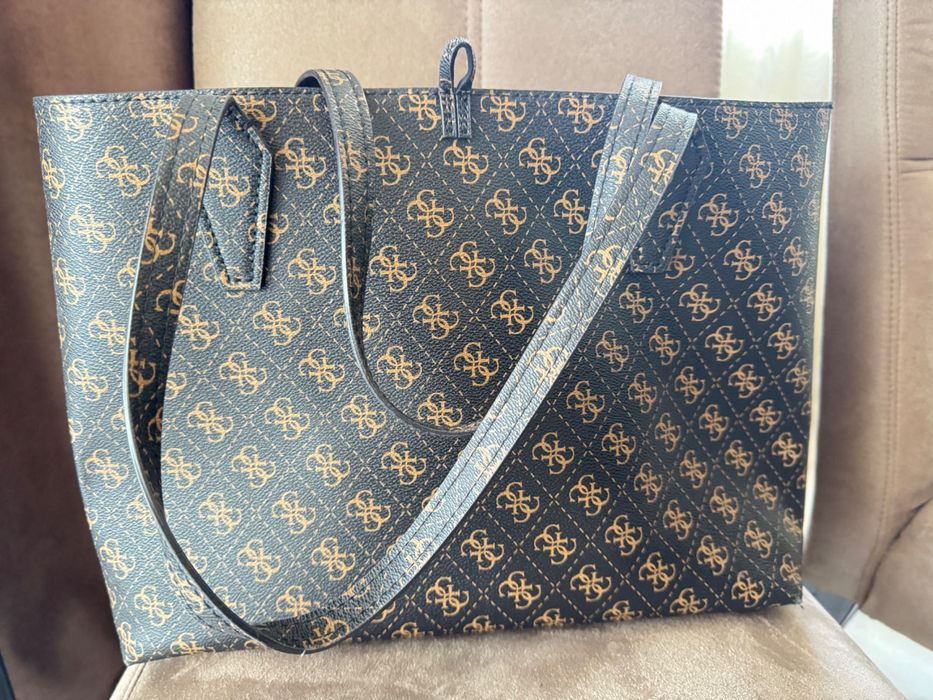 Чанта Guess Brown Shopper Bag