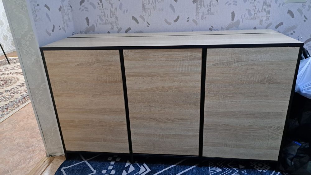 Продам шкаф офисный