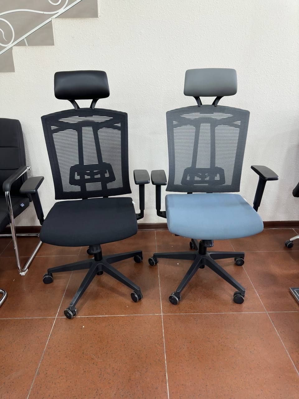 Офисное кресло модель 6202 А