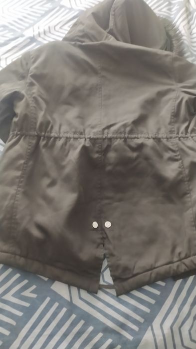 Яке ZARA непромокаемо S