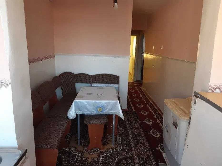 2-3 xonalik uylar ijaraga beriladi. Va sotiladi