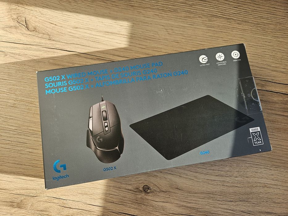 Logitech G502X wired mouse + G240 mouse pad

G502 X WIRED MOUSE G240