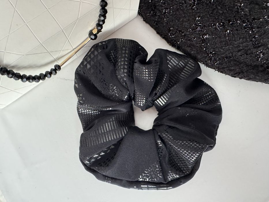 Комплект Шапка дамска скрънчи колие