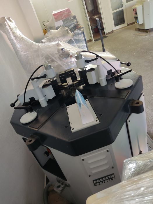 Автоматична ъглонабивна машина PRESSTA EISELE PV 10P Германия