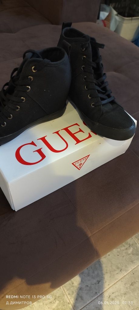 Боти са чисто нови GUESS!От Италия