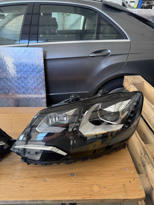 Far Xenon Dreapta ,Stânga  VW Sharan 7N  7N1941033B