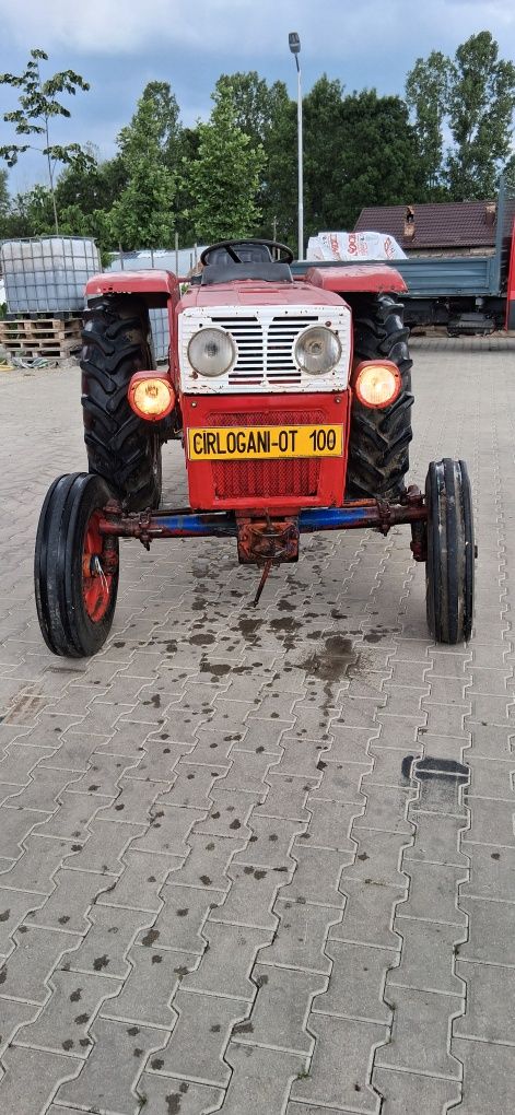 Vand Tractor U445