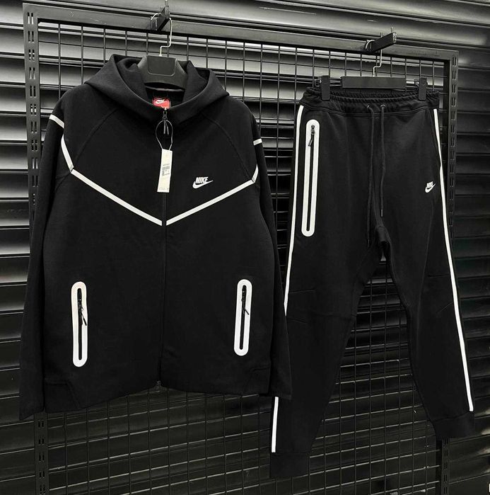 Мъжки Екипи NikeTech