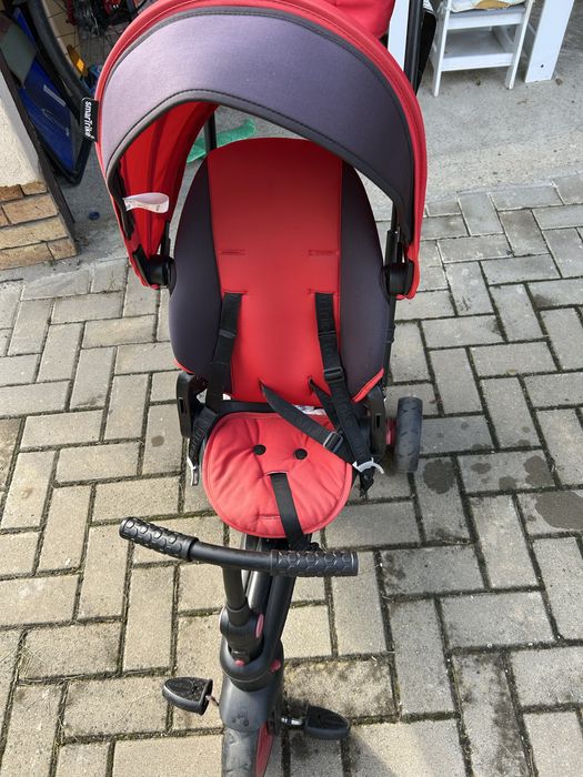 Vand SmarTrike tricicleta in stare foate buna cu accesori incluse