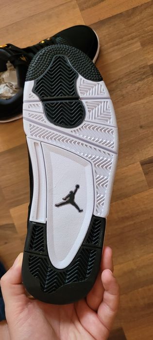 Jordan 4 retro Royality