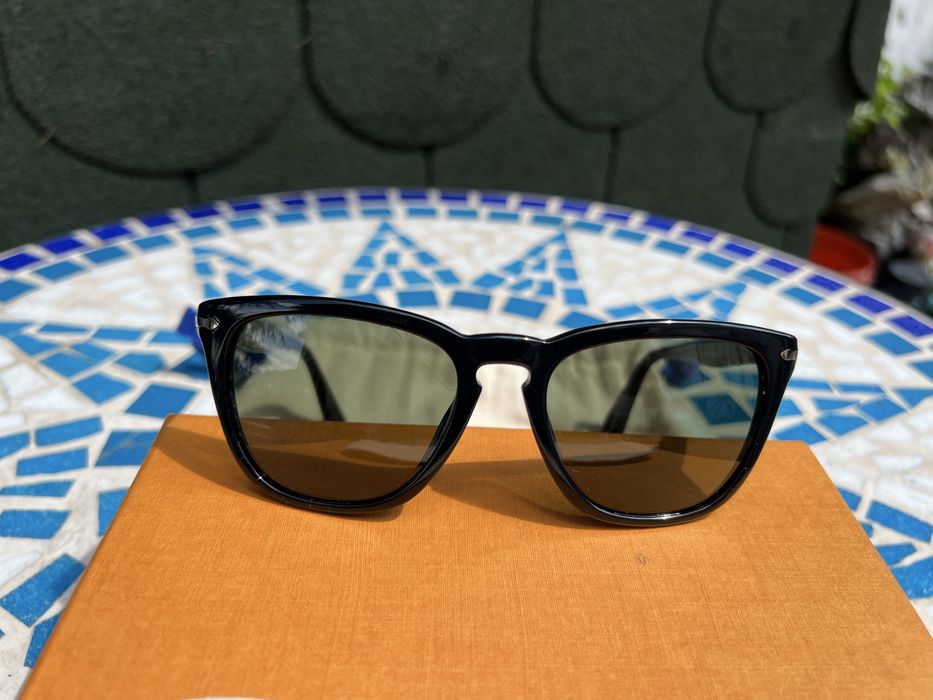Vand ochelari soare Persol originali