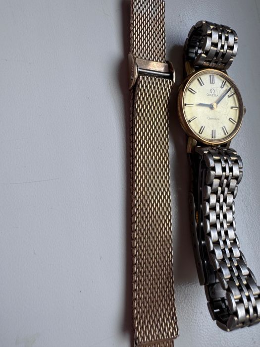 Ceas vintage Omega Geneve anii 70 placat cu aur