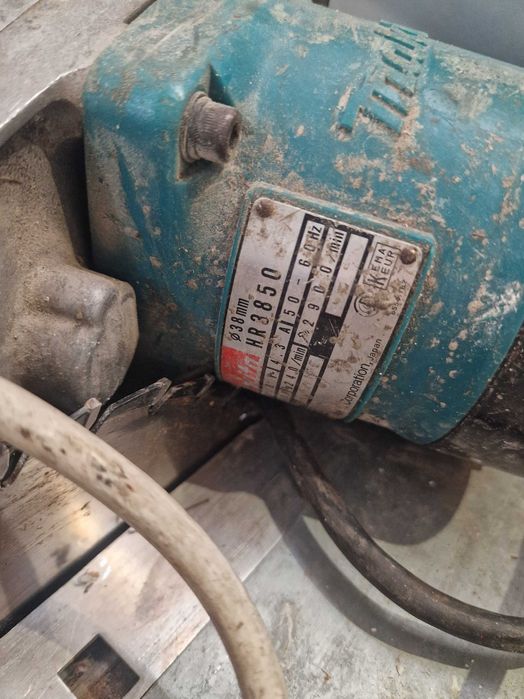 Filetanta impact HITACHI si Pickamer Makita