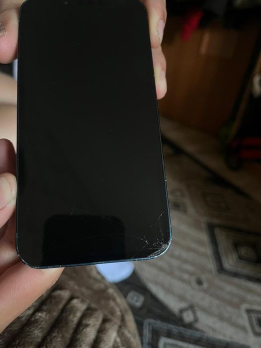 Продаеться iphone 13