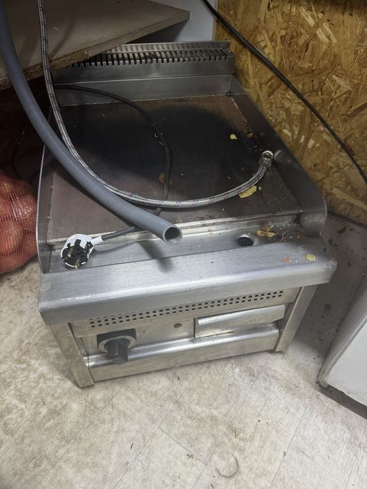 электрический жарочный гриль/печка