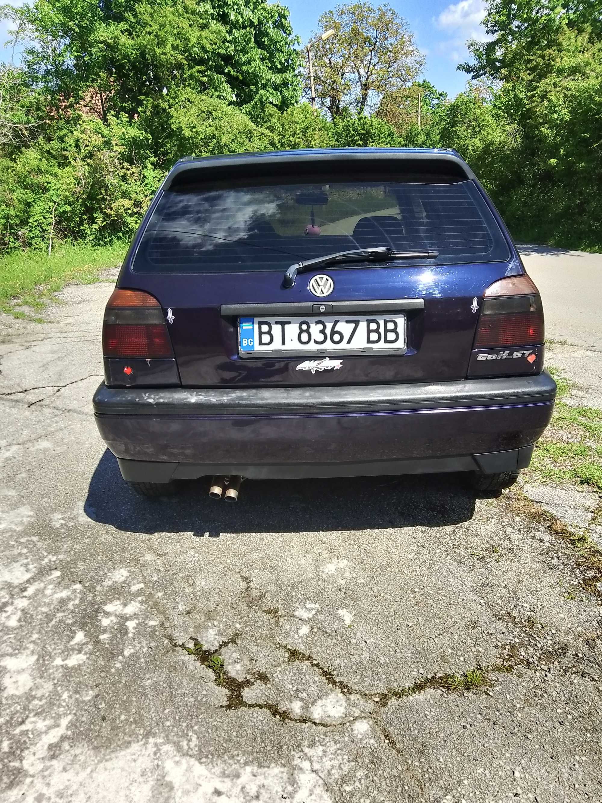 Продавам Голф 3     1 .6.