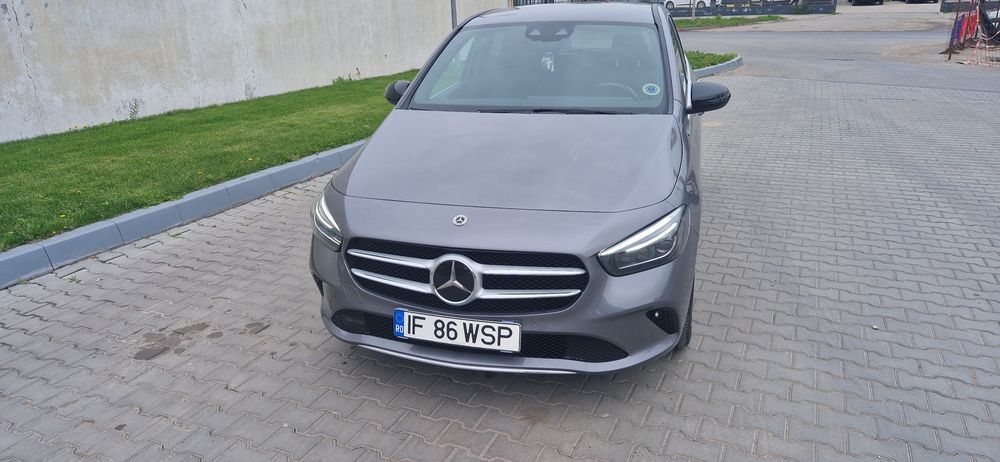 Mercedes B250e plug in hybrid variante auto