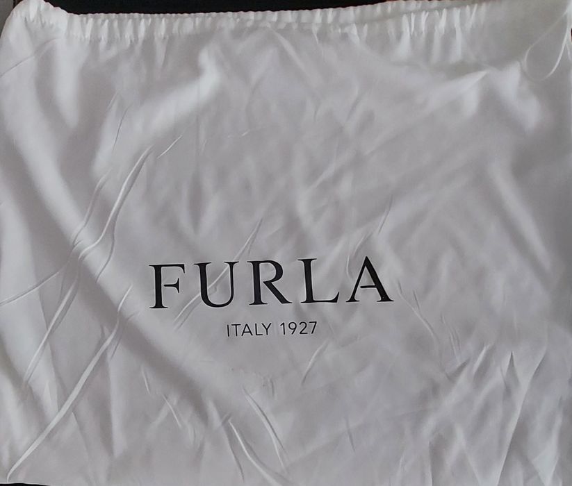 Чанта Furla от естествена кожа