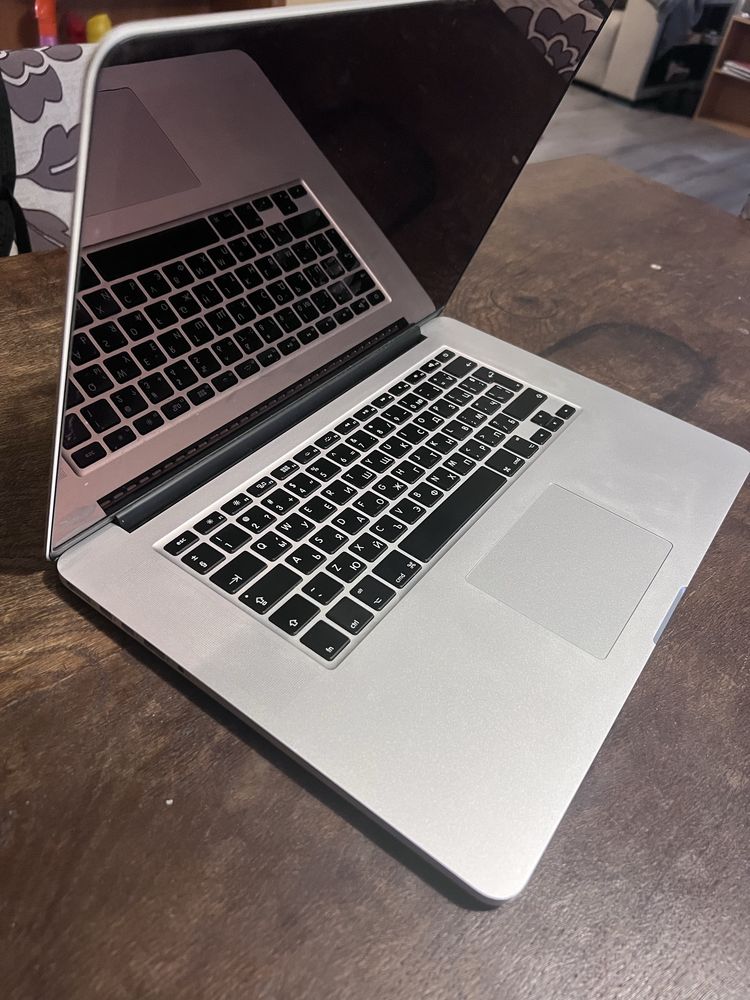Продавам MacBook Pro 15” (Mid 2014) – Retina дисплей, i7, 16GB RAM