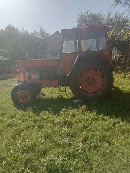 Schimb U650 cu un tractor de 55cp are electromotorul defect