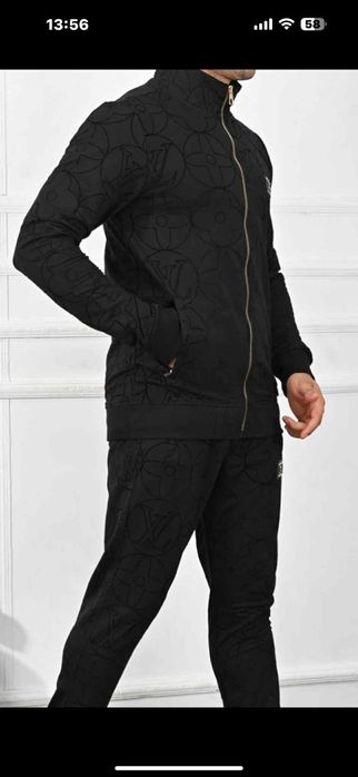 Trening LV 3  piese ,cu tricou