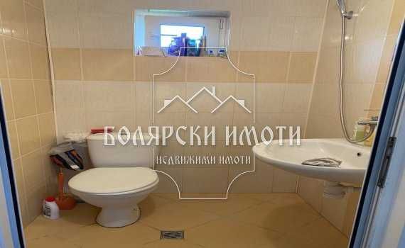 Двуетажна къща с панорамна гледка