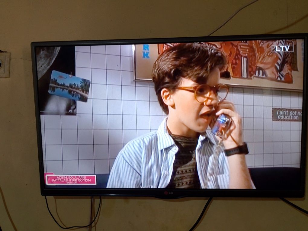 LG televizor 32 dioganal