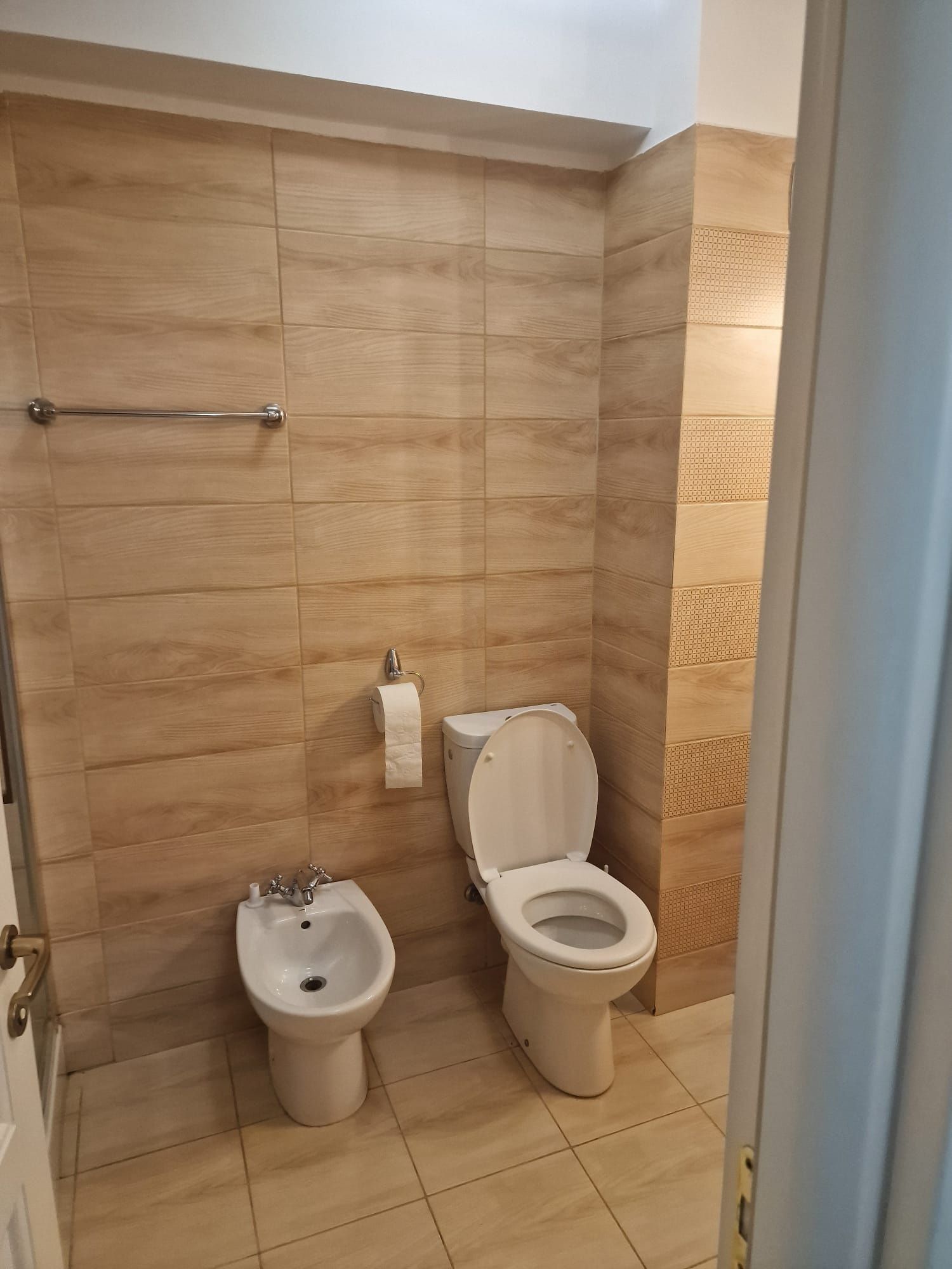 Inchiriez apartament langa Mall Bacau