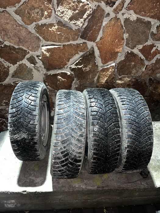 Продам или обменяю шины с дисками R15 Диски 4*98