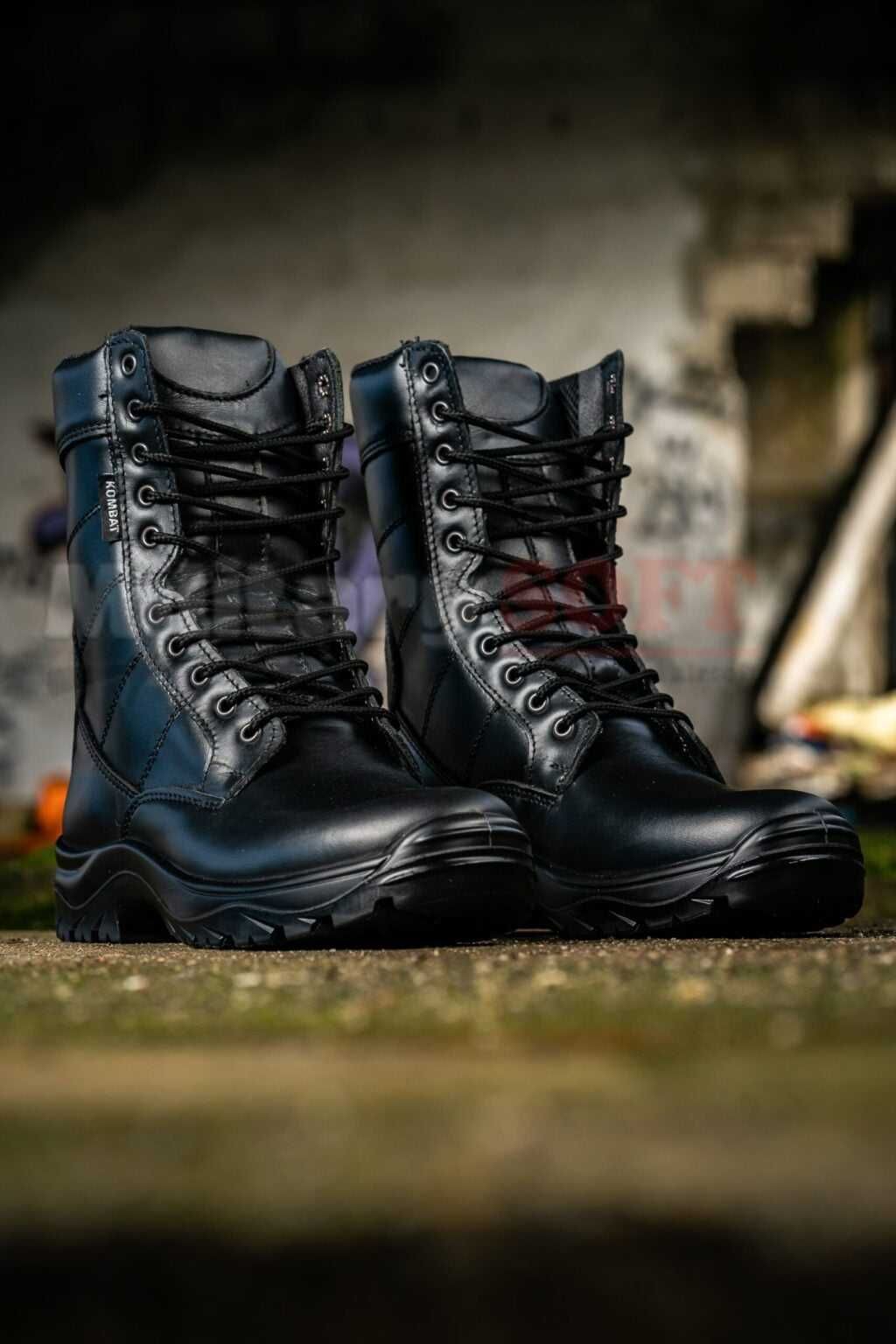 Bocanci militari din piele