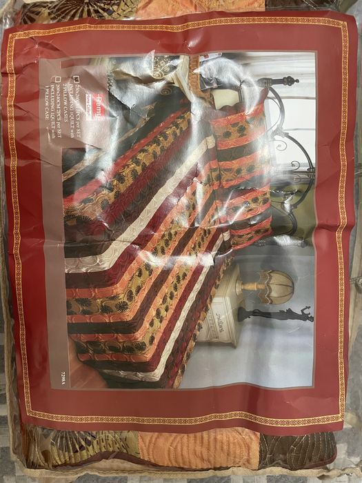 Покрывало на кровать 250*260. Турция.