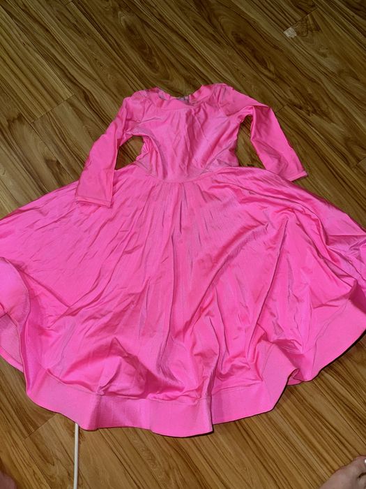 Продам танцевальное поптье для девочки