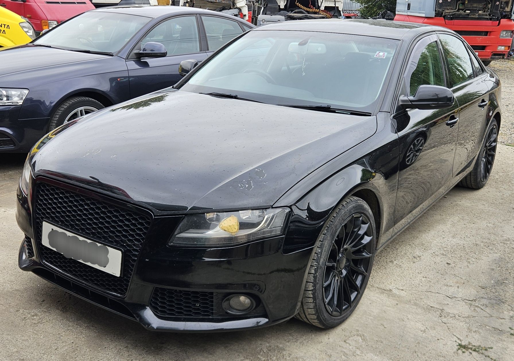 Dezmembrez Audi A4 B8 LY9B CJCB LLM cutie