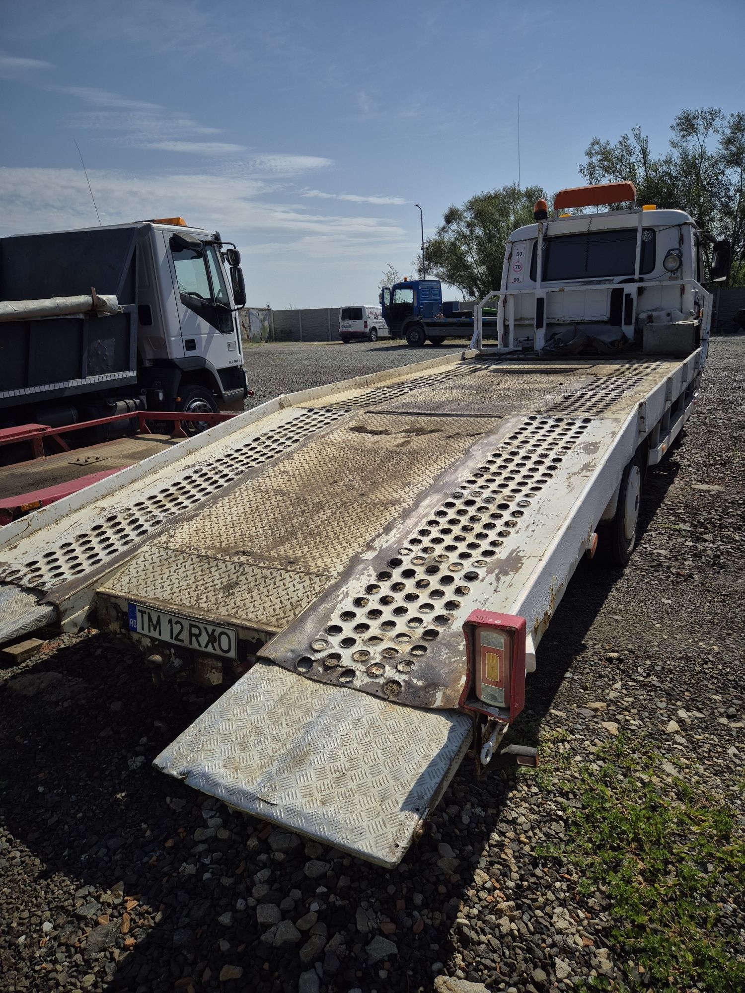 De vanzare autoplatformă 7,5 t